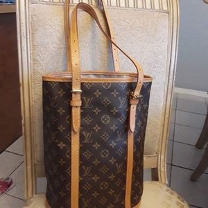 Louis Vuitton backet GM bag